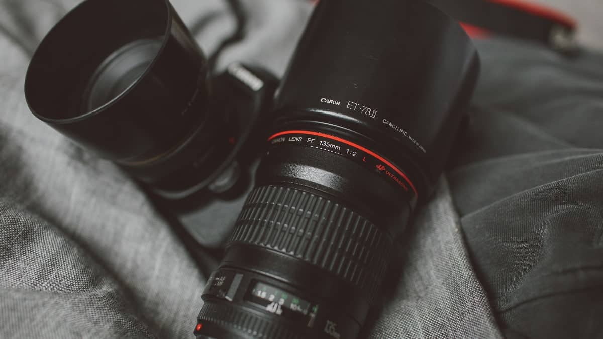 best travel lens for canon cameras